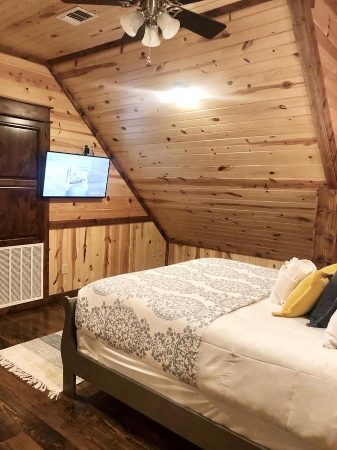 Stone Mountain Lodge 5000Sqft 6 Bed Game Room Pool Table Hot Tub Broken Bow Ngoại thất bức ảnh