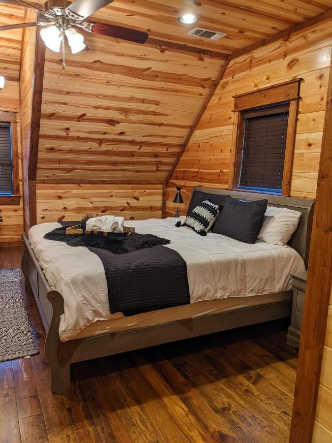 Stone Mountain Lodge 5000Sqft 6 Bed Game Room Pool Table Hot Tub Broken Bow Ngoại thất bức ảnh