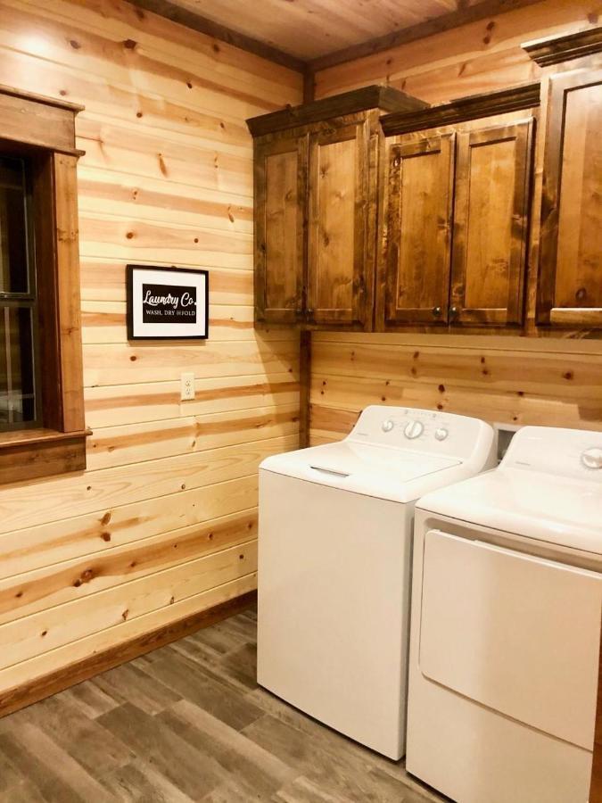 Stone Mountain Lodge 5000Sqft 6 Bed Game Room Pool Table Hot Tub Broken Bow Ngoại thất bức ảnh