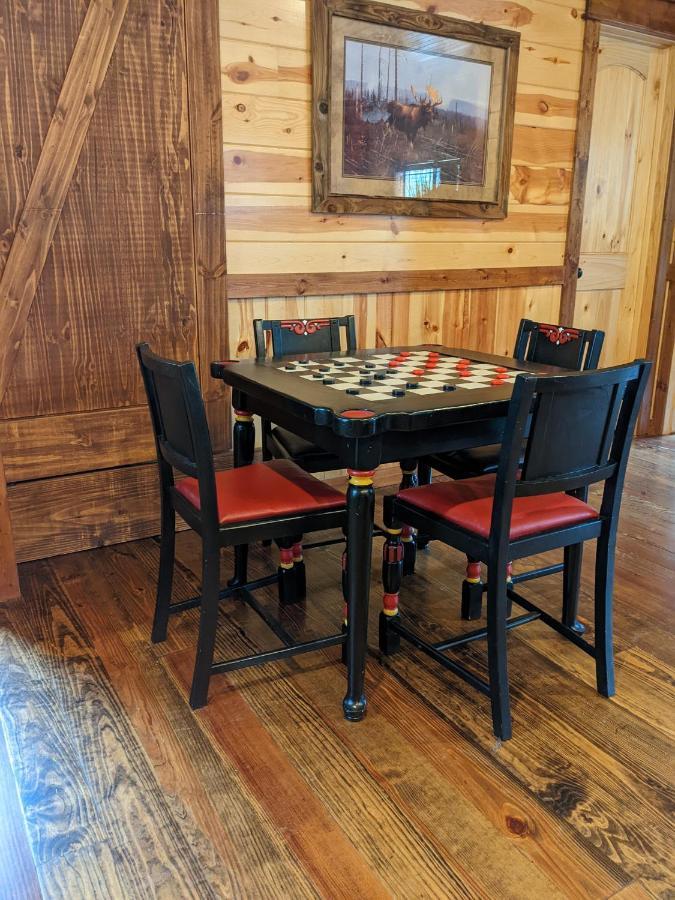Stone Mountain Lodge 5000Sqft 6 Bed Game Room Pool Table Hot Tub Broken Bow Ngoại thất bức ảnh