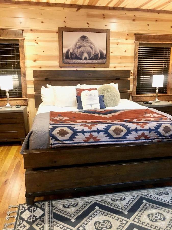 Stone Mountain Lodge 5000Sqft 6 Bed Game Room Pool Table Hot Tub Broken Bow Ngoại thất bức ảnh